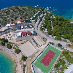 Ile kosztuje kemping w Chorwacji? Ceny, które mogą cię zaskoczyć