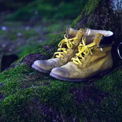 Karkonosze jakie buty - wybierz idealne obuwie na górskie wędrówki